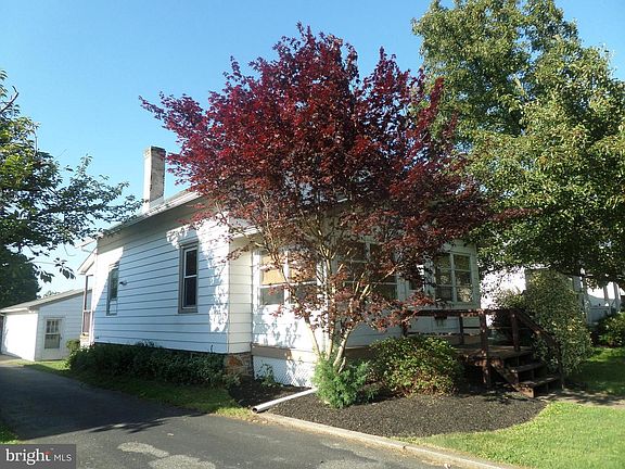 2nd image of 446 South St