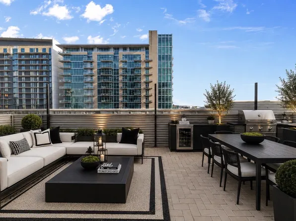 600 12th Ave S APT 902, Nashville, TN 37203