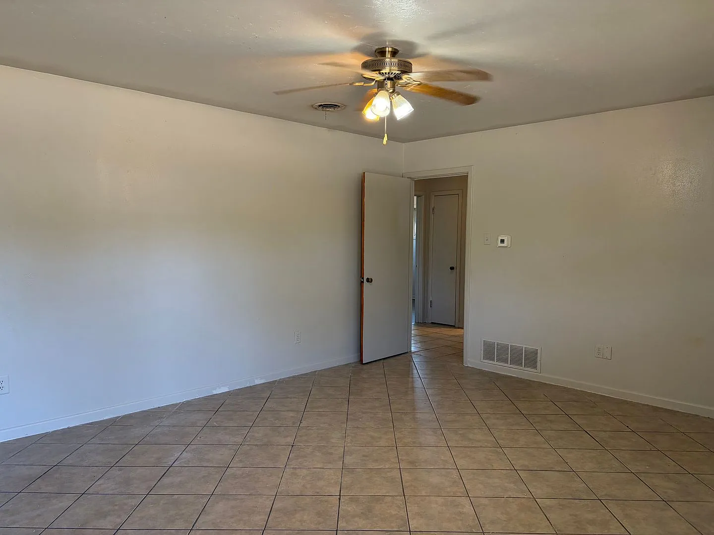 Spacious 3-Bedroom Home in a Convenient Lubbock Location — Photo 3