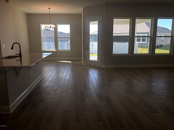 5th image of 203 Rawlings Dr