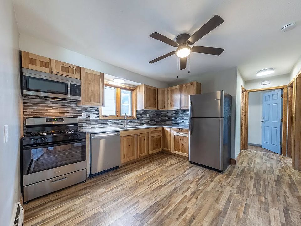1st image of 2624 Aldrich Ave S APT 2