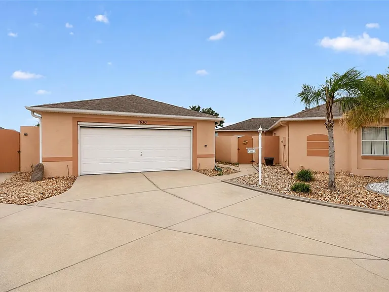 1630 Tampico Pl — Photo 3