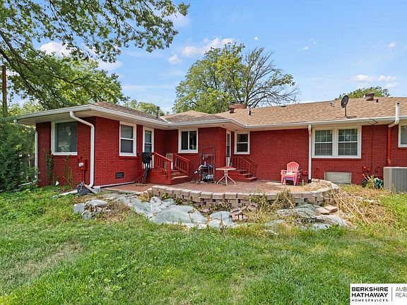 4th image of 720 S Cotner Blvd
