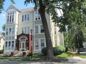 40 Rowley St, Rochester, NY