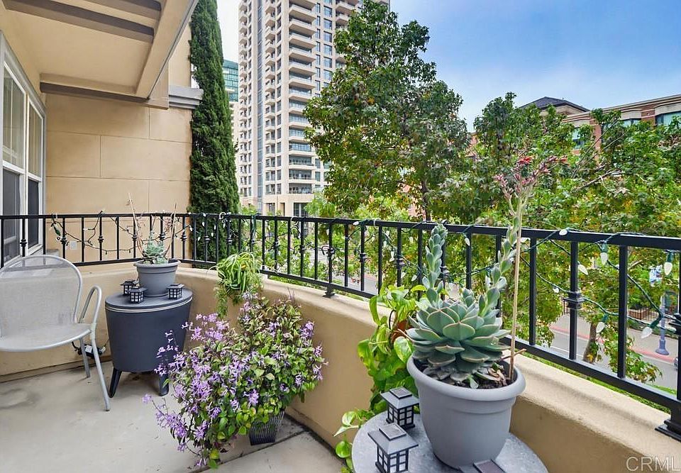 1st image of 301 W G St Unit 321