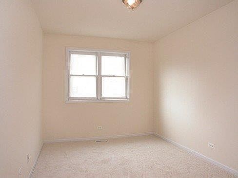 5th image of 4873 N Winthrop Ave #1C