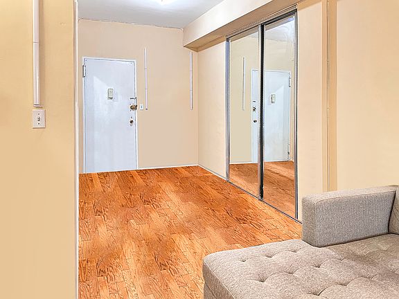 4th image of 85 Livingston St #Penthouse M