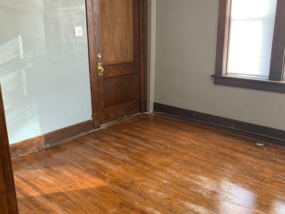 1st image of 806 Themis St #11
