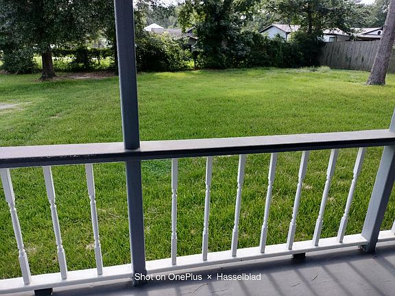 2nd image of 25420 Redwood Ln
