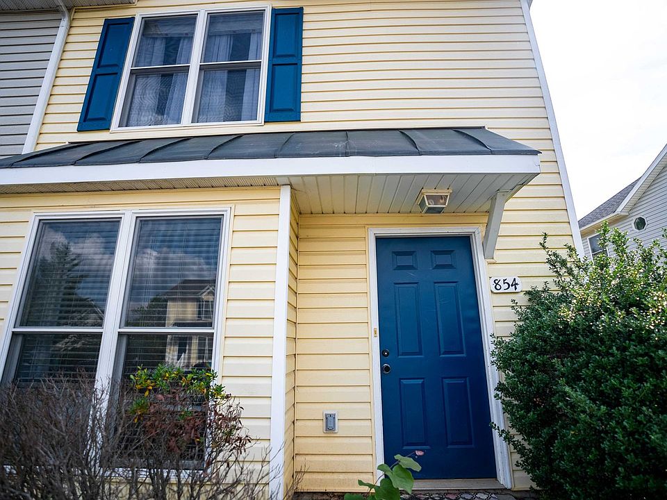 1st image of 854 Merlins Way