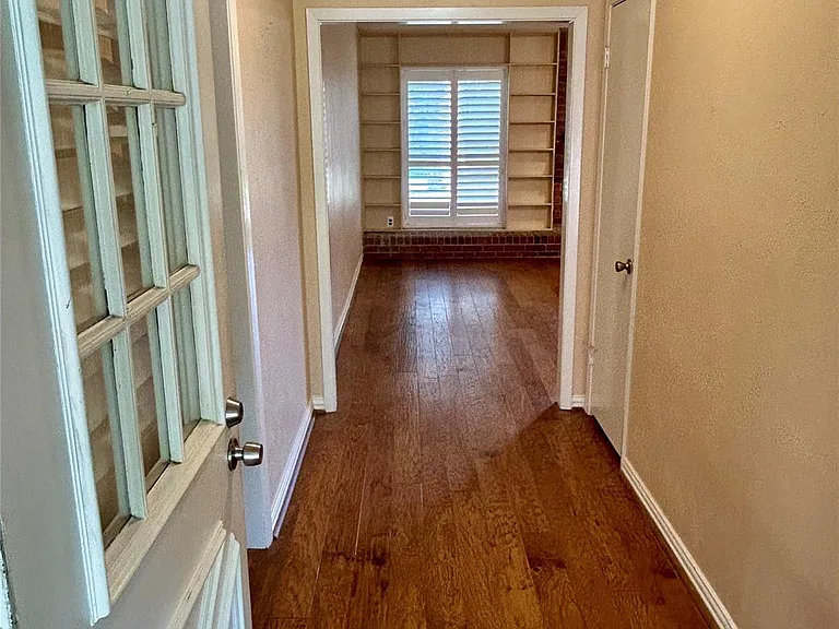 22330 Coriander Dr — Photo 2