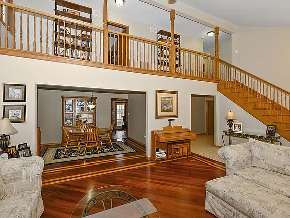 4th image of 11745 Burnley Dr