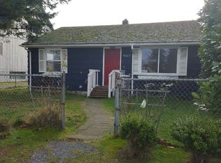 4117 SW 102nd St, Seattle, WA 98146