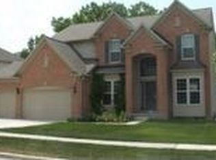 808 Blue Ridge Dr, Streamwood, IL 60107