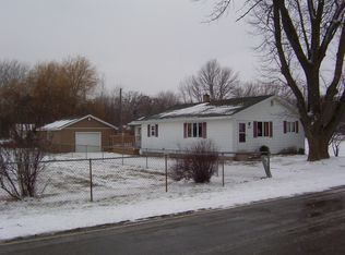 4223 Quanicassee Rd, Fairgrove, MI 48733