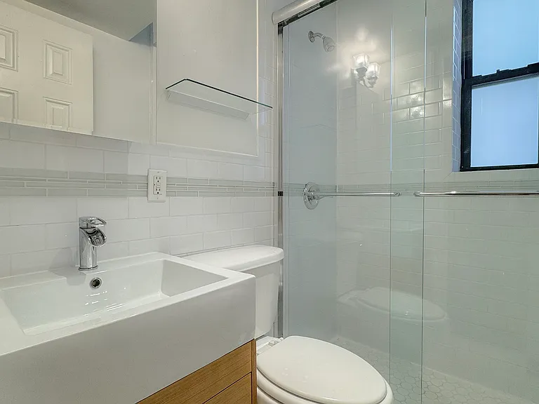 50 E 3rd St #5B — Photo 7