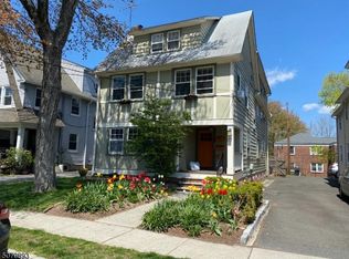 17 Edgar St FLOOR 3, Summit, NJ 07901