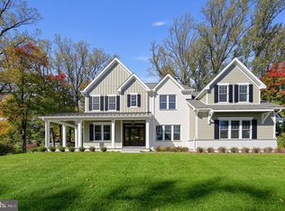 2074 Fox Creek Rd, Berwyn, PA 19312