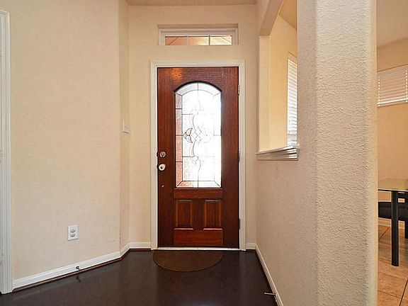 3rd image of 1307 Glenwood Canyon Ln
