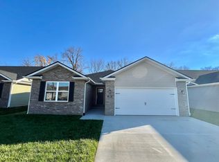 731 Maple Ave, Seymour, IN 47274