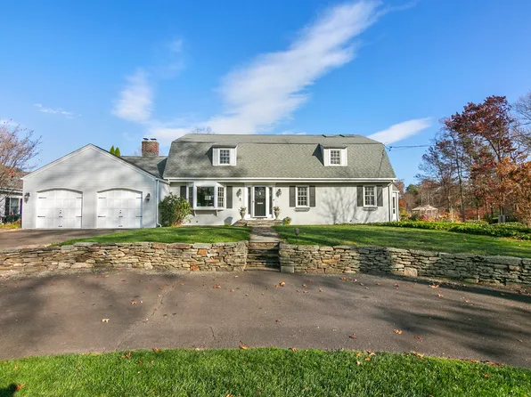 98 Waterside Lane, West Hartford, CT 06107