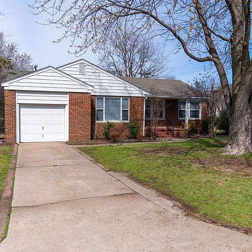 1201 Huntington Way — Photo 35
