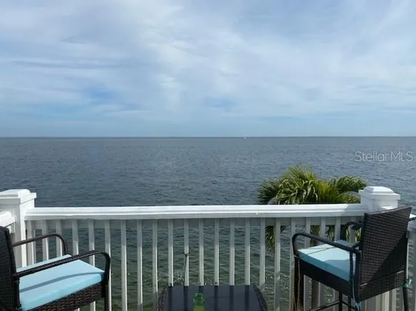 4742 Coquina Key Dr SE, Saint Petersburg, FL 33705