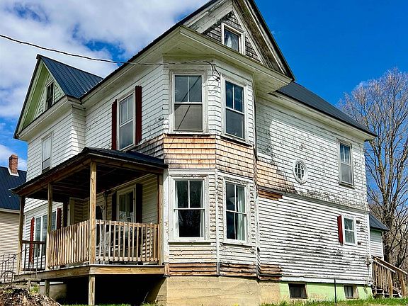 3rd image of 25 Elm St