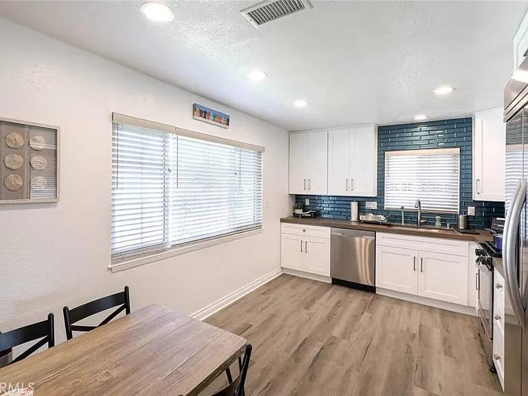 18091 Newland St — Photo 10
