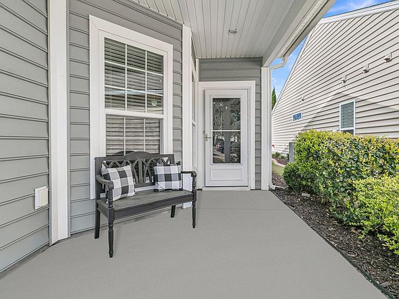 4th image of 226 Waterfront Park Dr