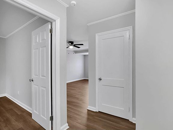 5th image of 214 York St #214