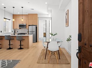 906 S Shenandoah St #3/4, Los Angeles, CA 90035