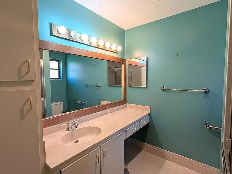 5895 Autumn Lake Ln #A — Photo 13