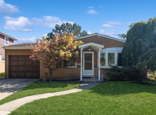 8213 N Odell Ave, Niles, IL