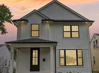 2315 Barrett Ave, Royal Oak, MI 48067