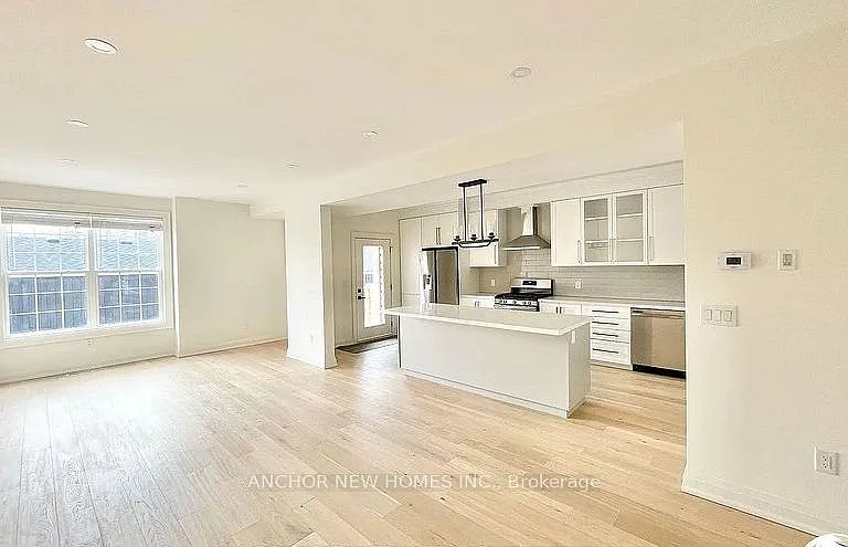88 Welland Rd — Photo 2