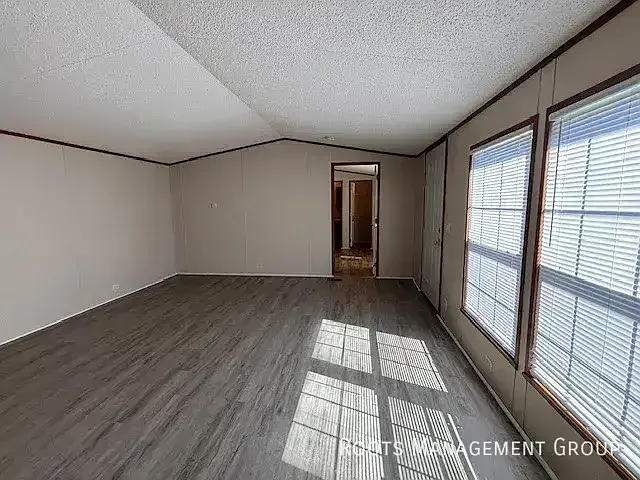 2220 Dunkelberg Rd #910 — Photo 2