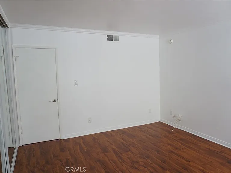 4610 Densmore Ave #20 — Photo 24
