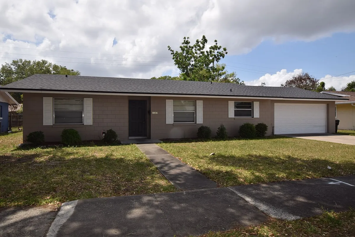 Building Photo - 2762 Clear Cove Ln