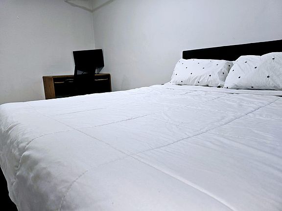 3rd image of 813 Calhoun Ave Floor 1