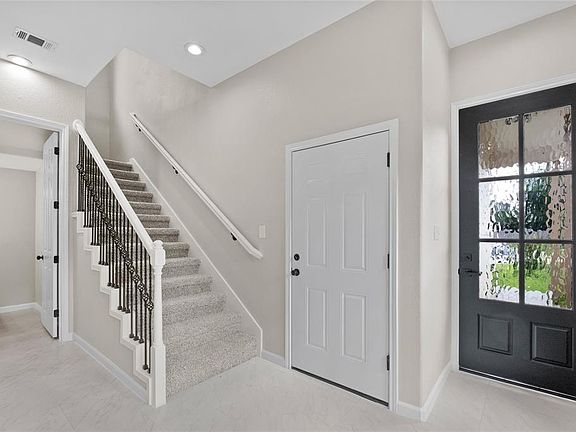 5th image of 4211 Larkspur Street