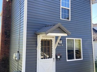 201 1/2 Pennsylvania Ave, Punxsutawney, PA 15767