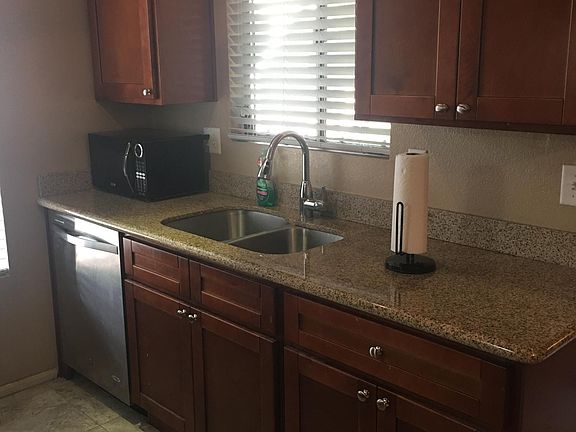 4th image of 10610 S 48th St Unit 1079