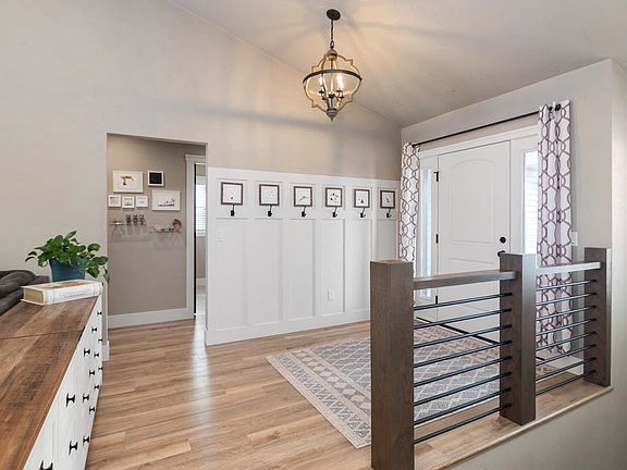 4th image of W5598 Hoelzel Way