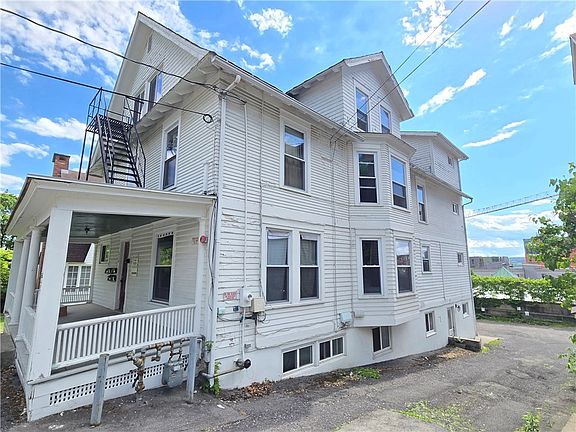2nd image of 218 Delaware Ave