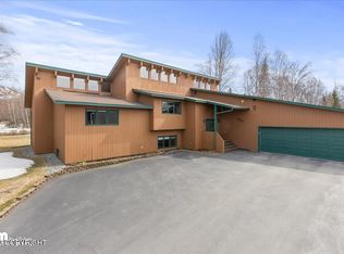 8670 Kushtaka Cir, Anchorage, AK 99504