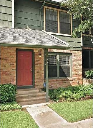 2nd image of 1411 Gracy Farms Ln APT 125