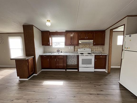 5th image of 130 Pat Place Ln