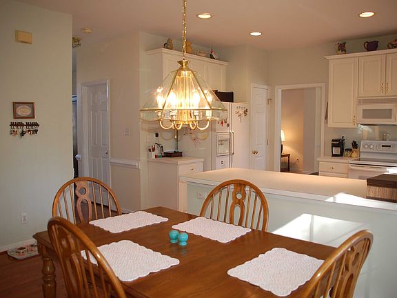 3rd image of 5708 Shady Mill Way