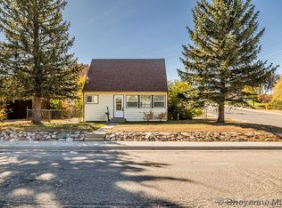 2603 Chestnut Dr, Cheyenne, WY 82001